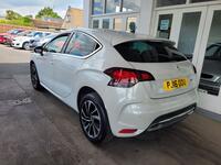DS AUTOMOBILES DS 4